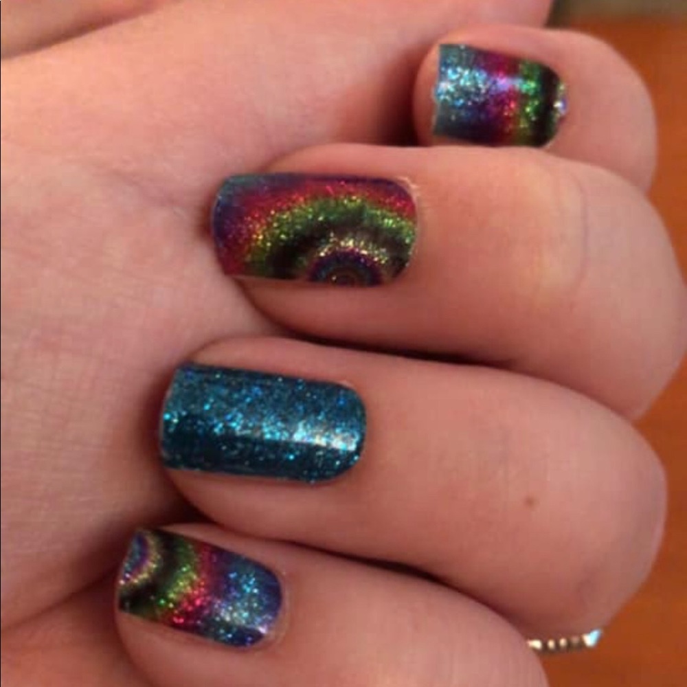 Color Crush All Tied Up nail polish Wrap - Picture 5 of 5